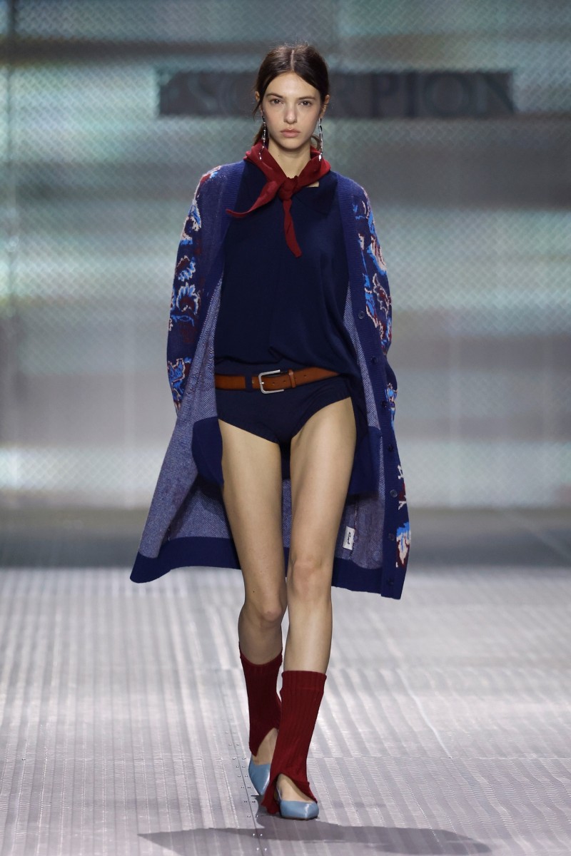 Moda de autor con narrativa visual en 080 Barcelona Fashion