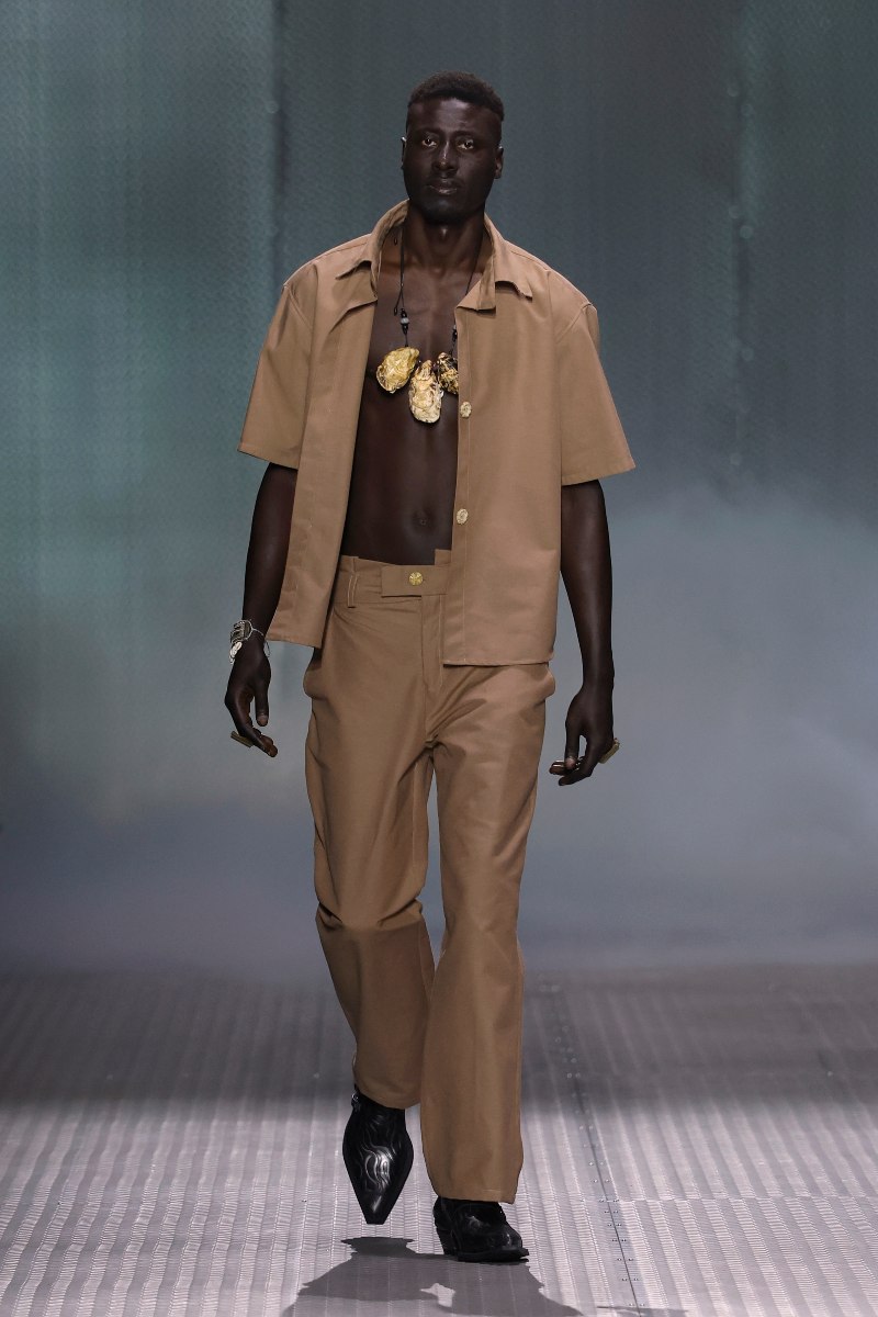 XV Strange en 080 Barcelona Fashion diseña autoexpresión