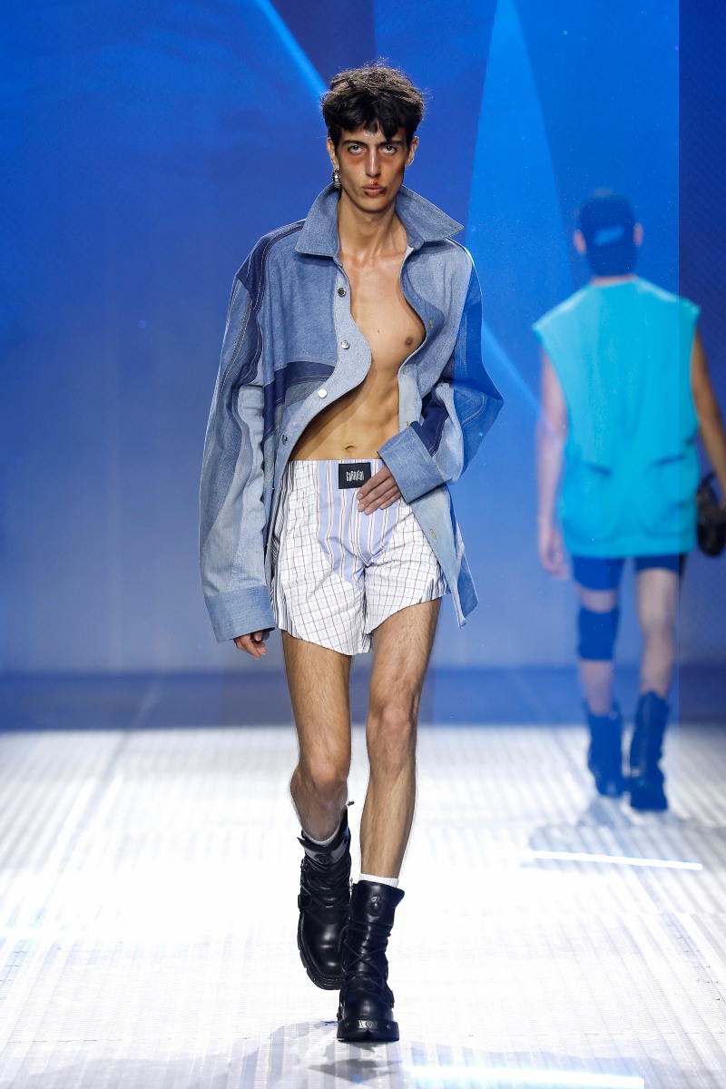 Carrieri, en la 080 Barcelona Fashion, viaja al no futuro