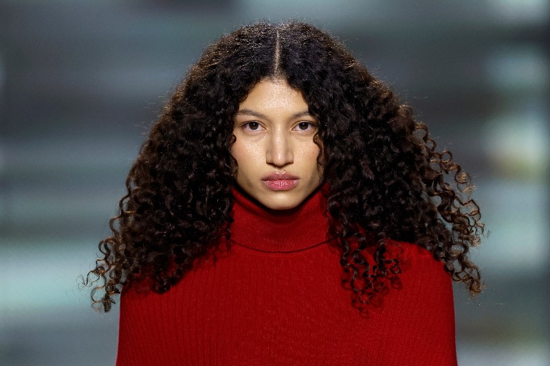 Moda de autor con narrativa visual en 080 Barcelona Fashion