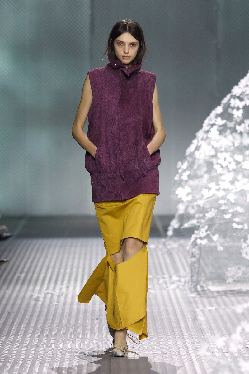 Moda de autor con narrativa visual en 080 Barcelona Fashion