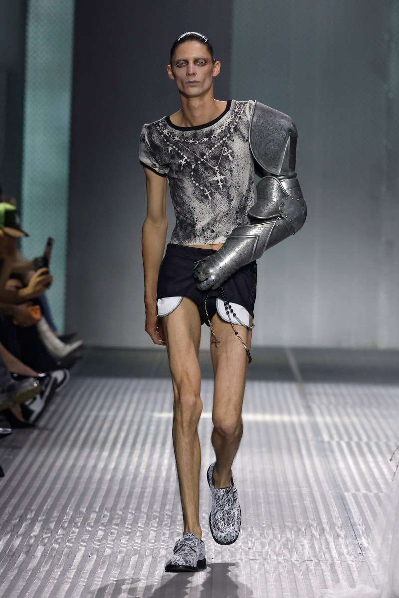 Moda de autor con narrativa visual en 080 Barcelona Fashion