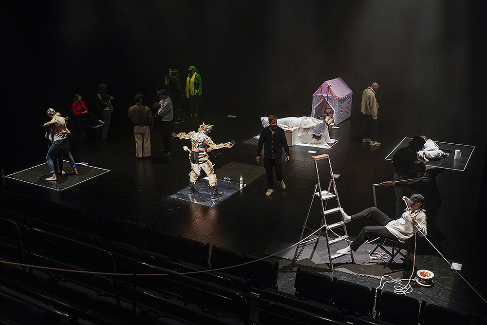 Acción Xm2: performance expandida en los Teatros del Canal