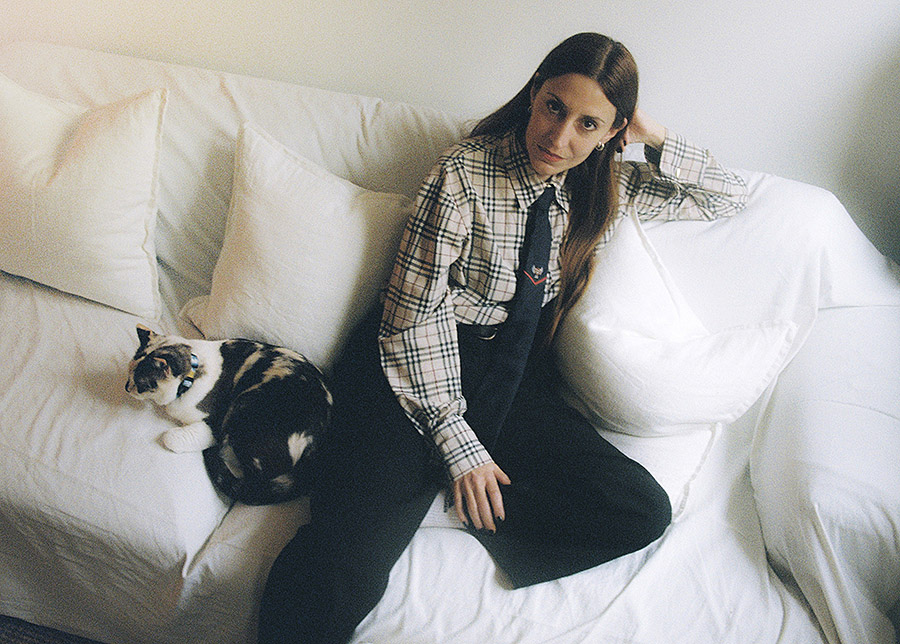 Elena Gallén: leer el pasado para entender el presente