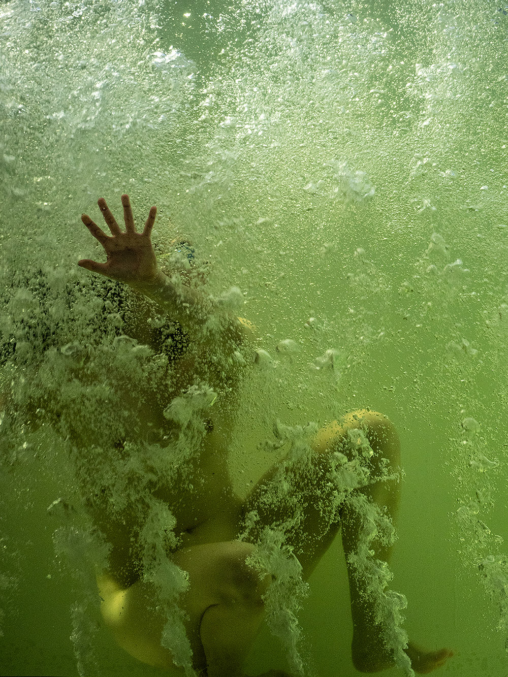 Florentina Holzinger: gravedad, cuerpo y danza extrema