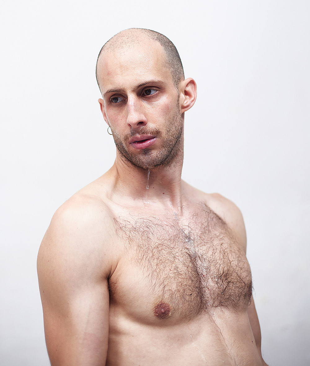 Force Song: fuerza, esperanza y cuerpos en tensión crítica