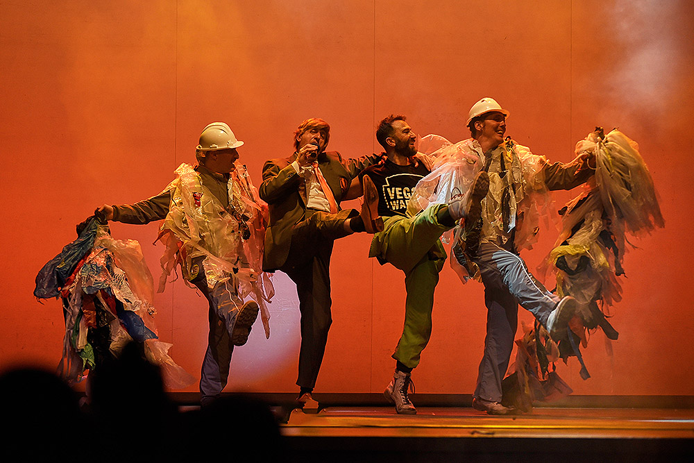 Greenpiss: humor salvaje para un planeta serio y en peligro