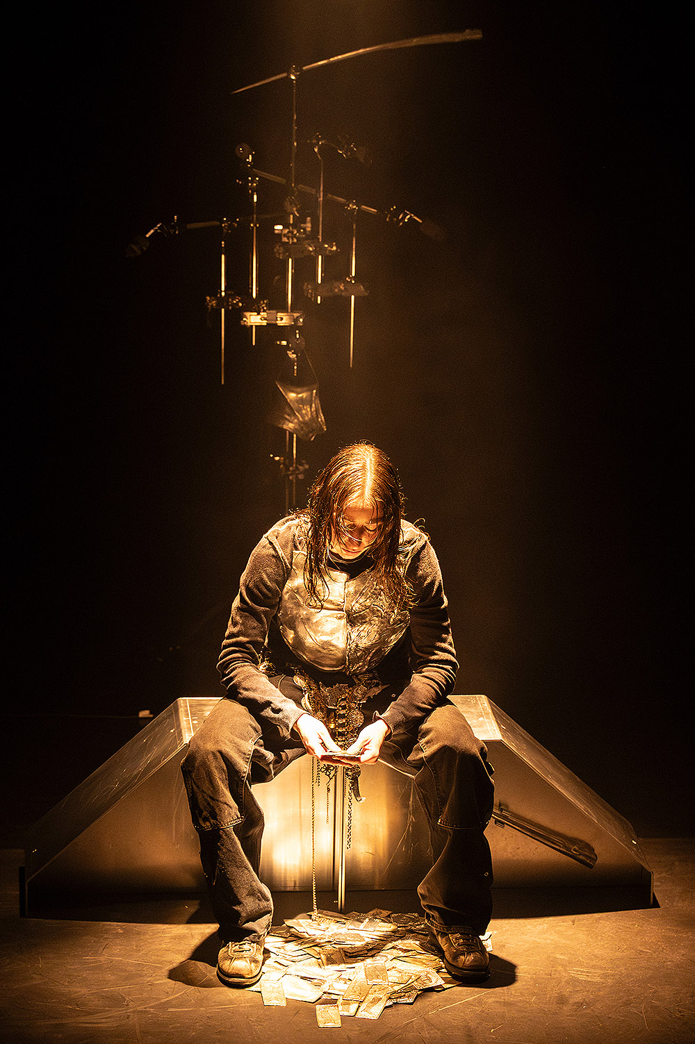 Near Misses: coreografía del límite y la transformación