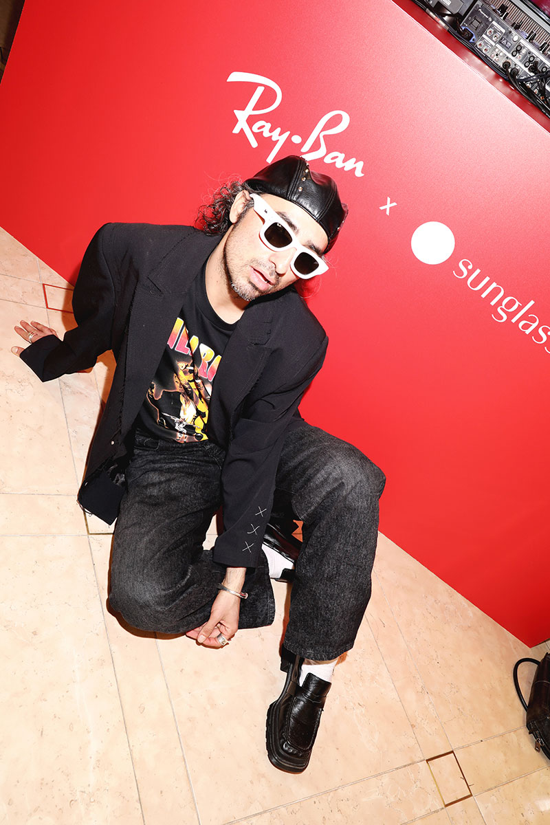 Las gafas de tendencia de Ray-Ban están en Sunglass Hut