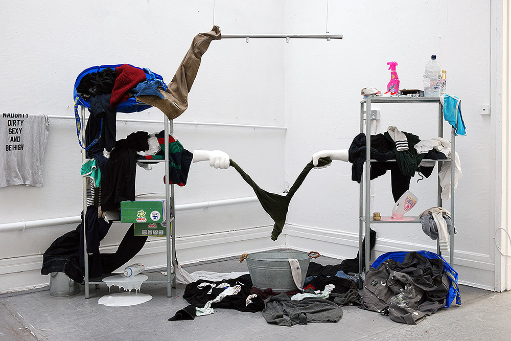 Shinuk Suh. Repetición, orden y coreografías del control