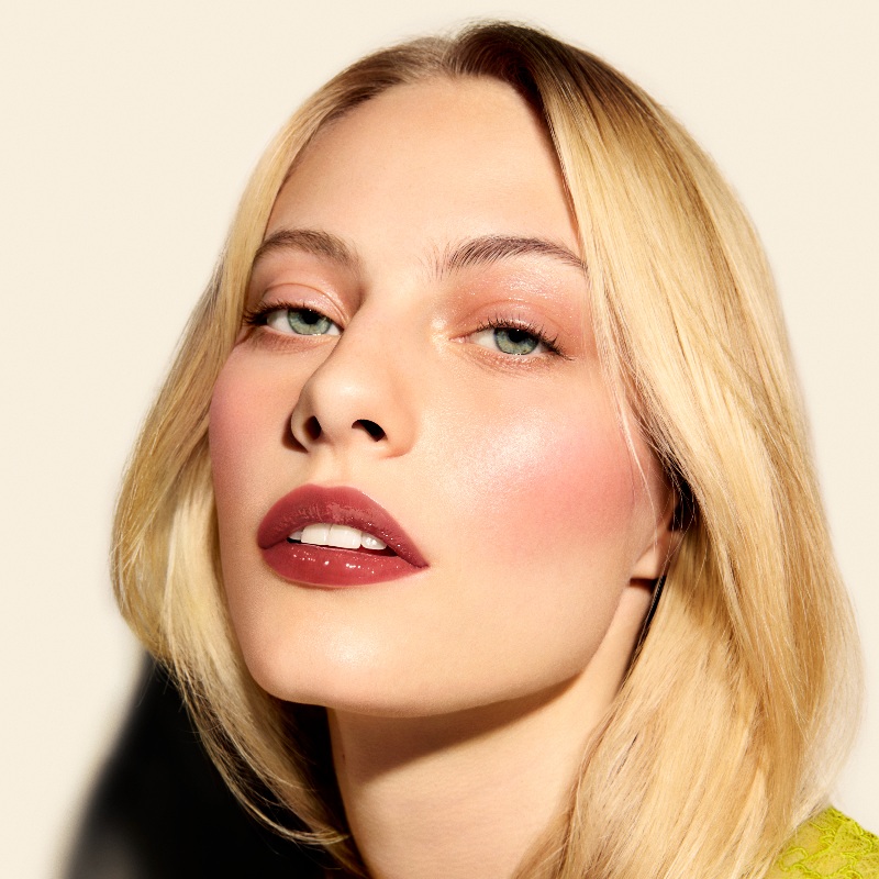 Con el nuevo labial de Gucci, nos unimos al efecto mordido