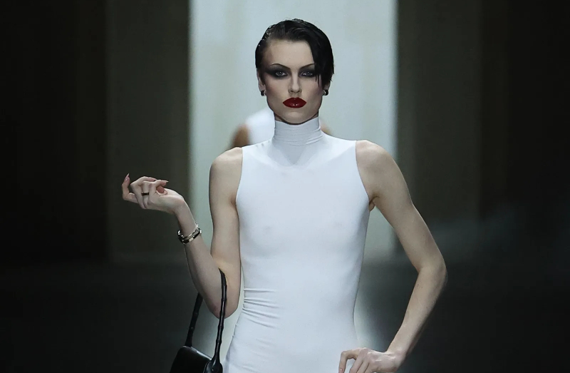 Con el nuevo labial de Gucci, nos unimos al efecto mordido