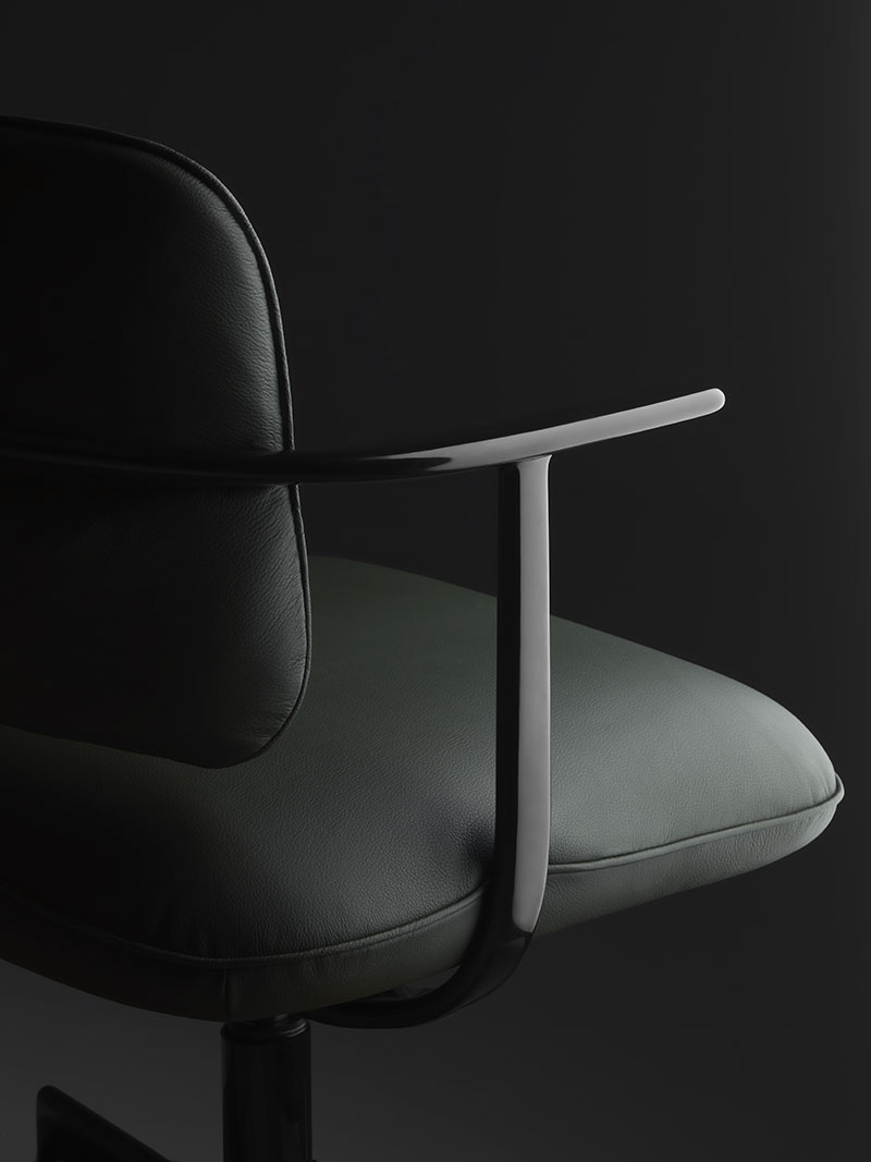 Barber & Osgerby crean la silla de oficina U-Type de Kettal