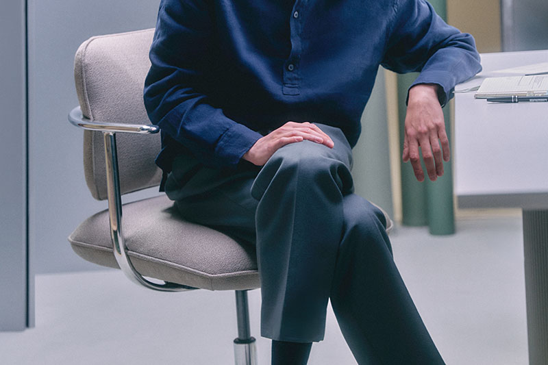 Barber & Osgerby crean la silla de oficina U-Type de Kettal