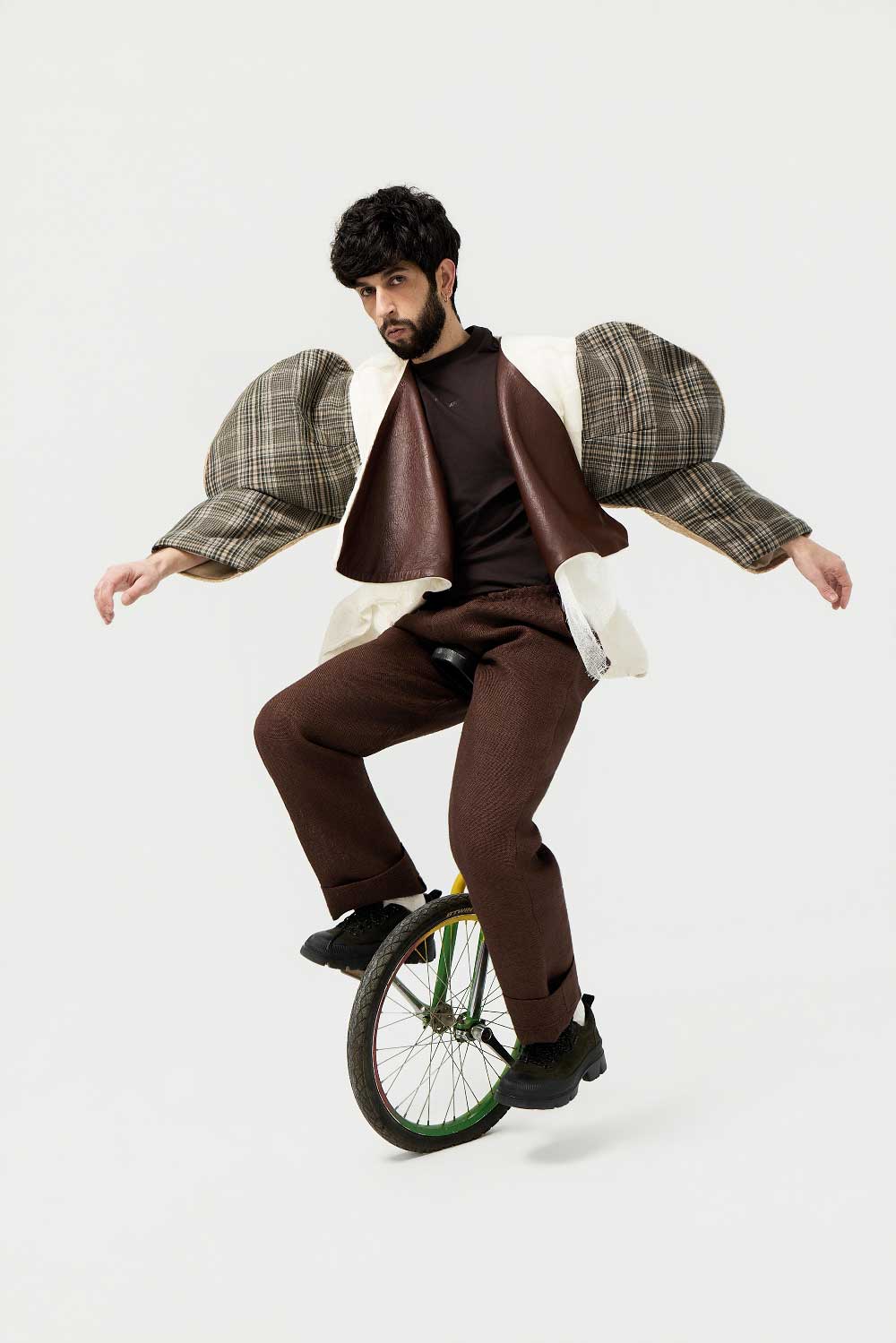 Bejo ha decido redecorar su música y este es el resultado