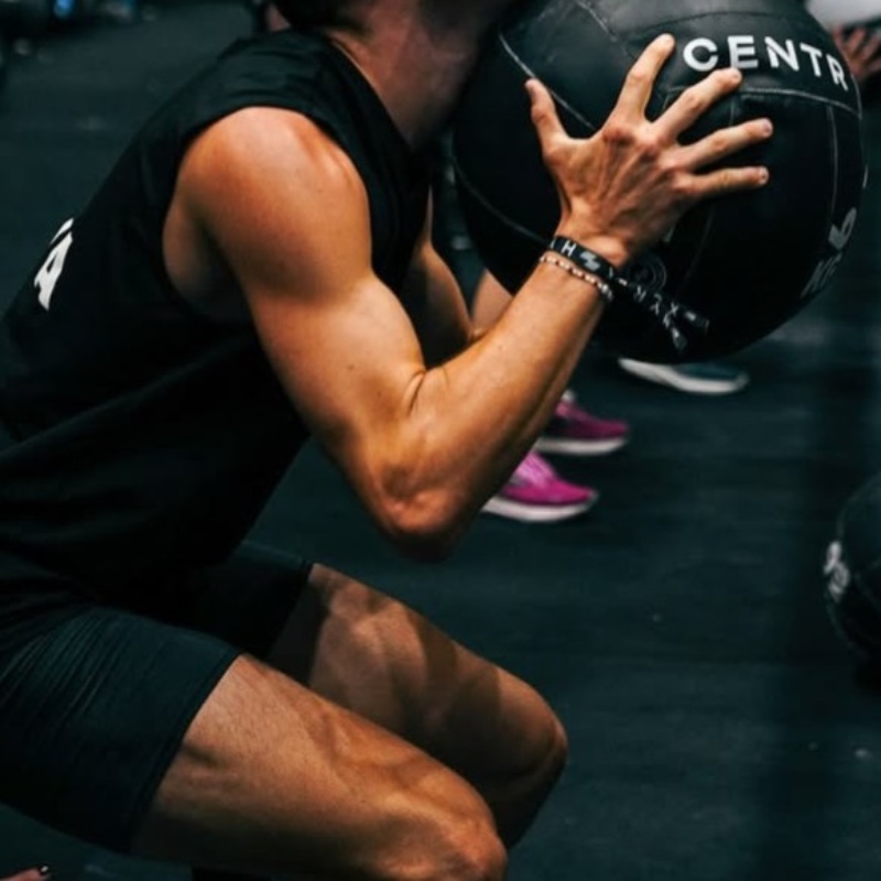 Biotherm ha creado una rutina de skincare para deportistas