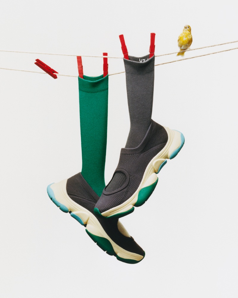 Las zapas-Mary Janes de Camper e Issey Miyake son así