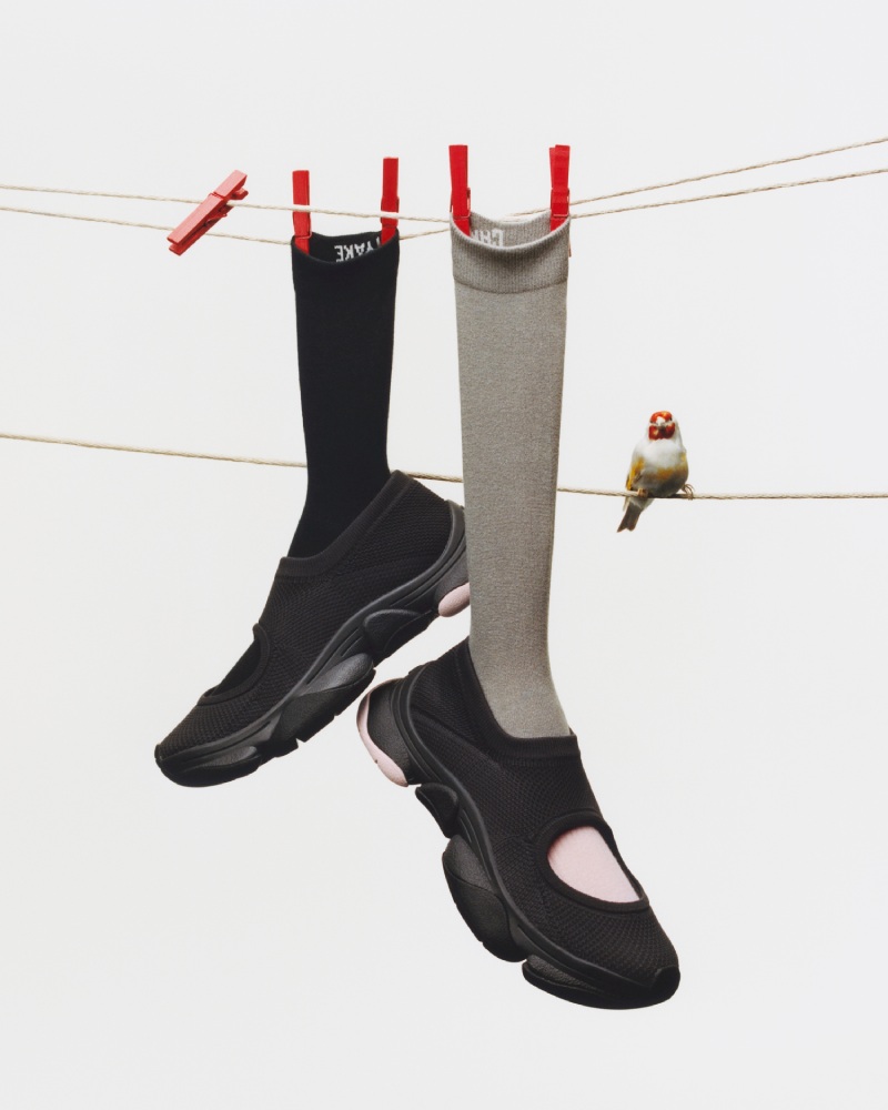 Las zapas-Mary Janes de Camper e Issey Miyake son así