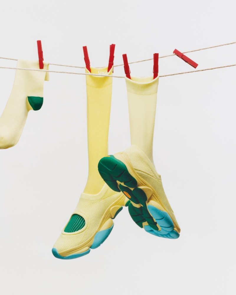 Las zapas-Mary Janes de Camper e Issey Miyake son así