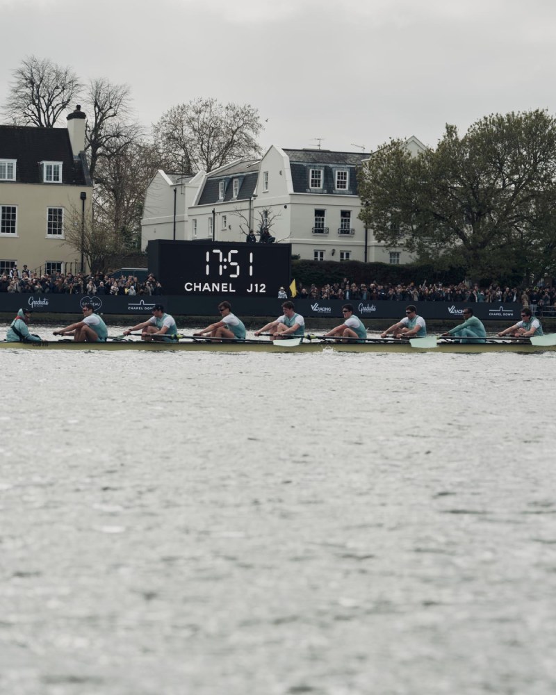 El J12 de Chanel es tan icónico que renombró La Regata
