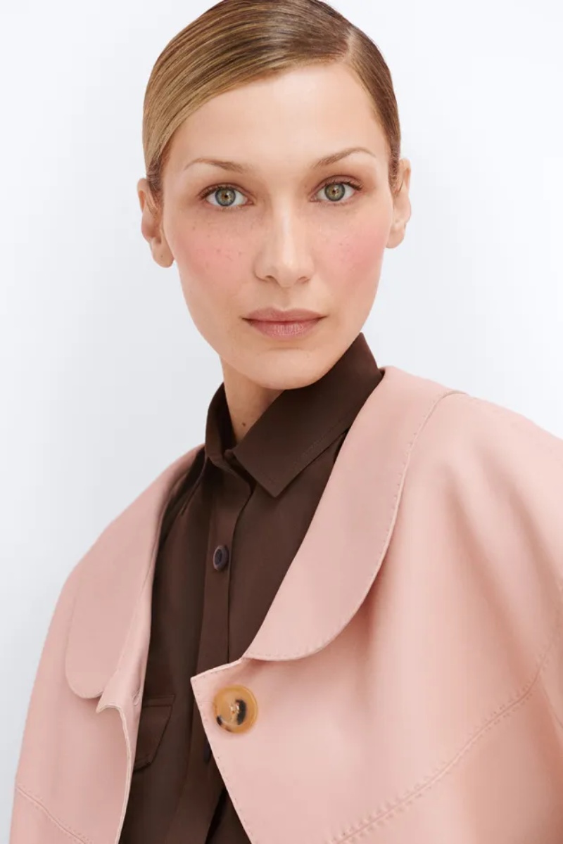 El primer blush de Prada Beauty lo usarás en todo el rostro