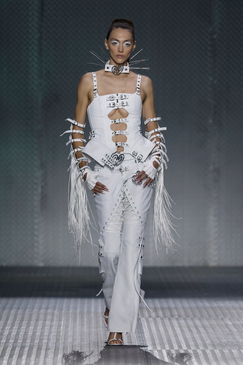 Dominnico en 080 Barcelona Fashion libera su estética viral