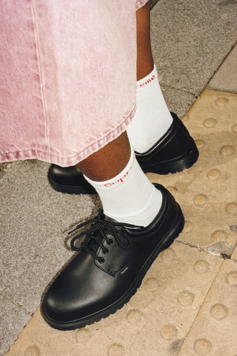 Dr. Martens y Supreme lanzan un modelo exclusivo para ss26