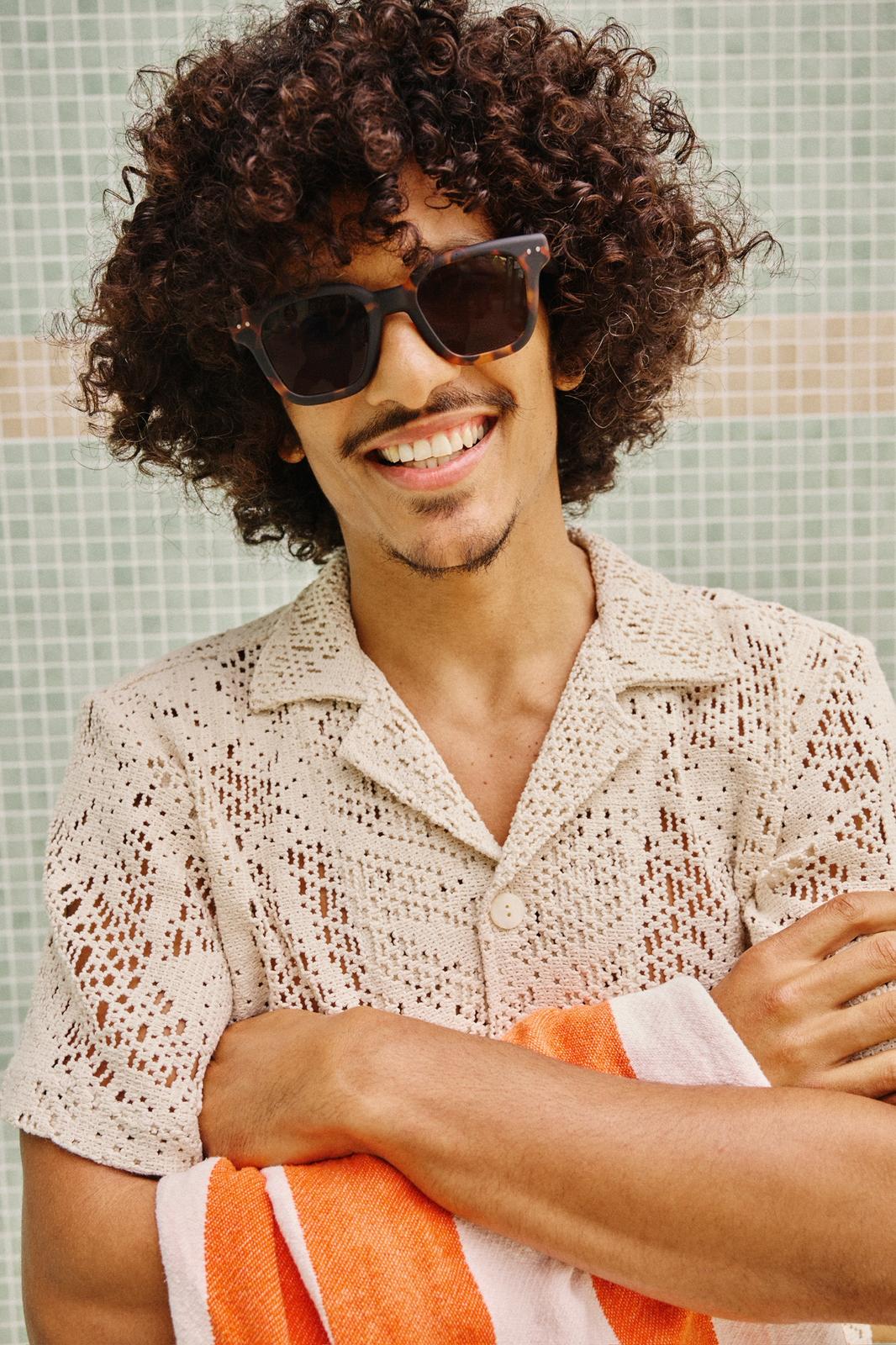 Izipizi conquista España con sus funcionales gafas cool