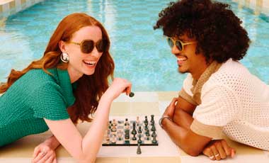 Izipizi conquista España con sus funcionales gafas cool