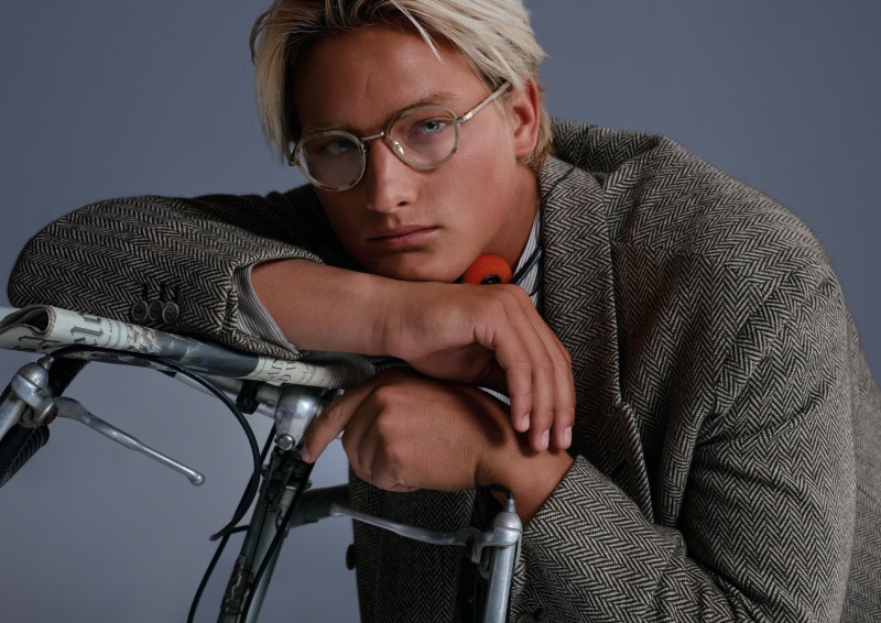 Armani Archivio reproduce los looks más icónicos de Armani