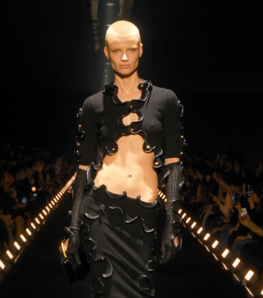 Harrods también instala su exhibición de Schiaparelli