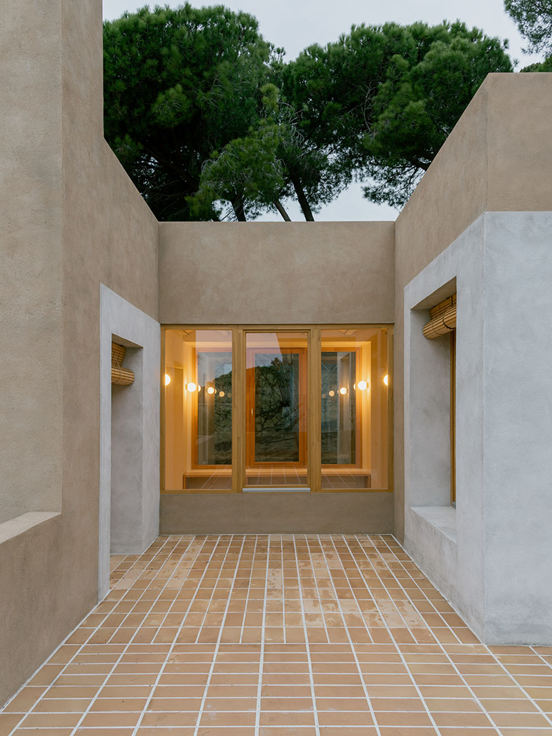 Hue Studio firma La Primera, casa que se negó a ser una más