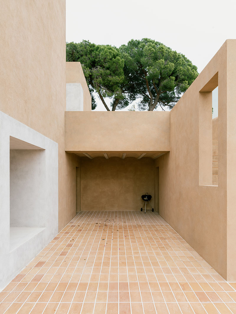 Hue Studio firma La Primera, casa que se negó a ser una más