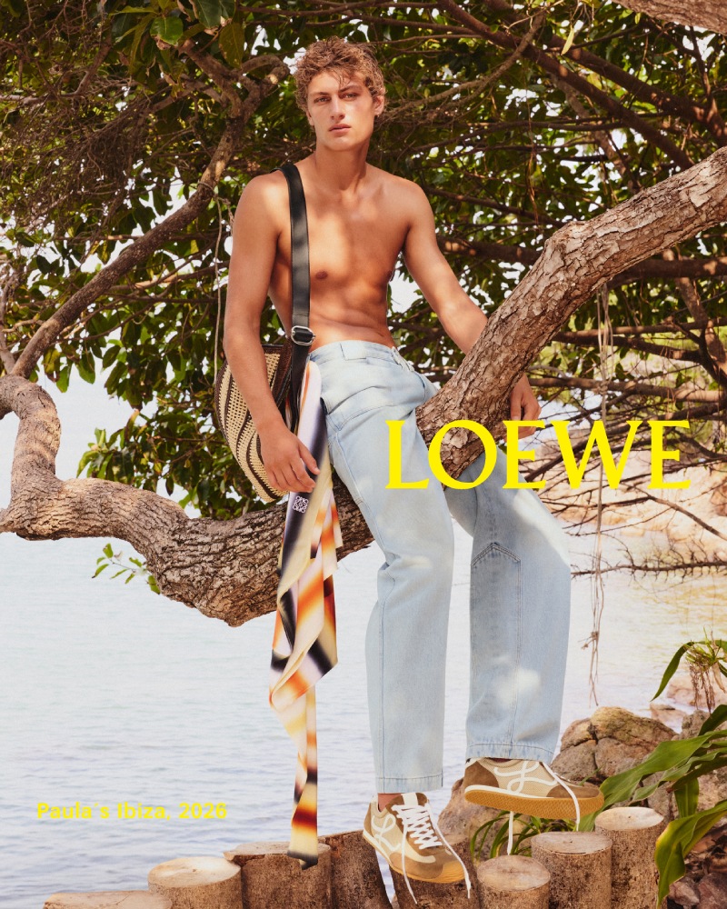 Para Loewe, el verano se vive en cualquier parte
