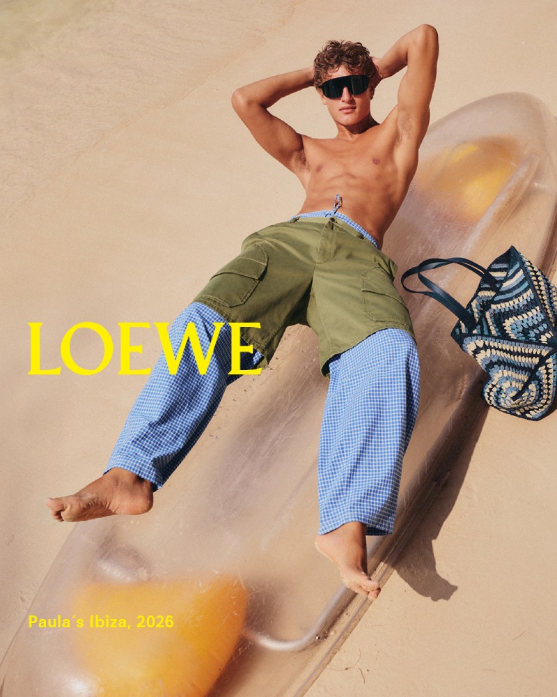 Para Loewe, el verano se vive en cualquier parte