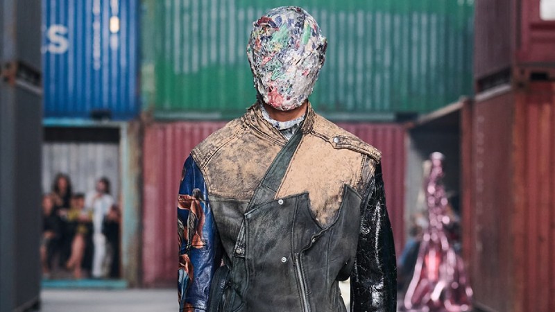 Glenn Martens continúa con su avant-garde para Margiela