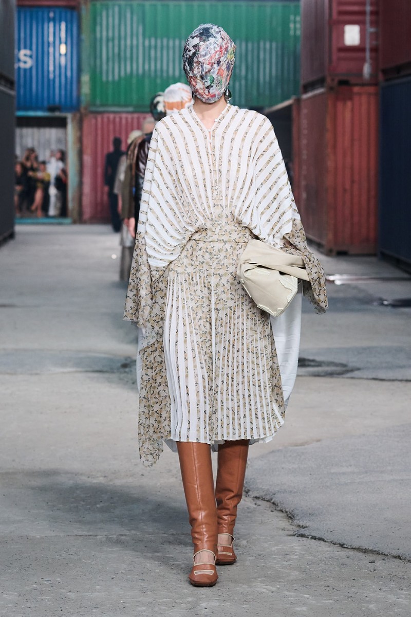 Glenn Martens continúa con su avant-garde para Margiela