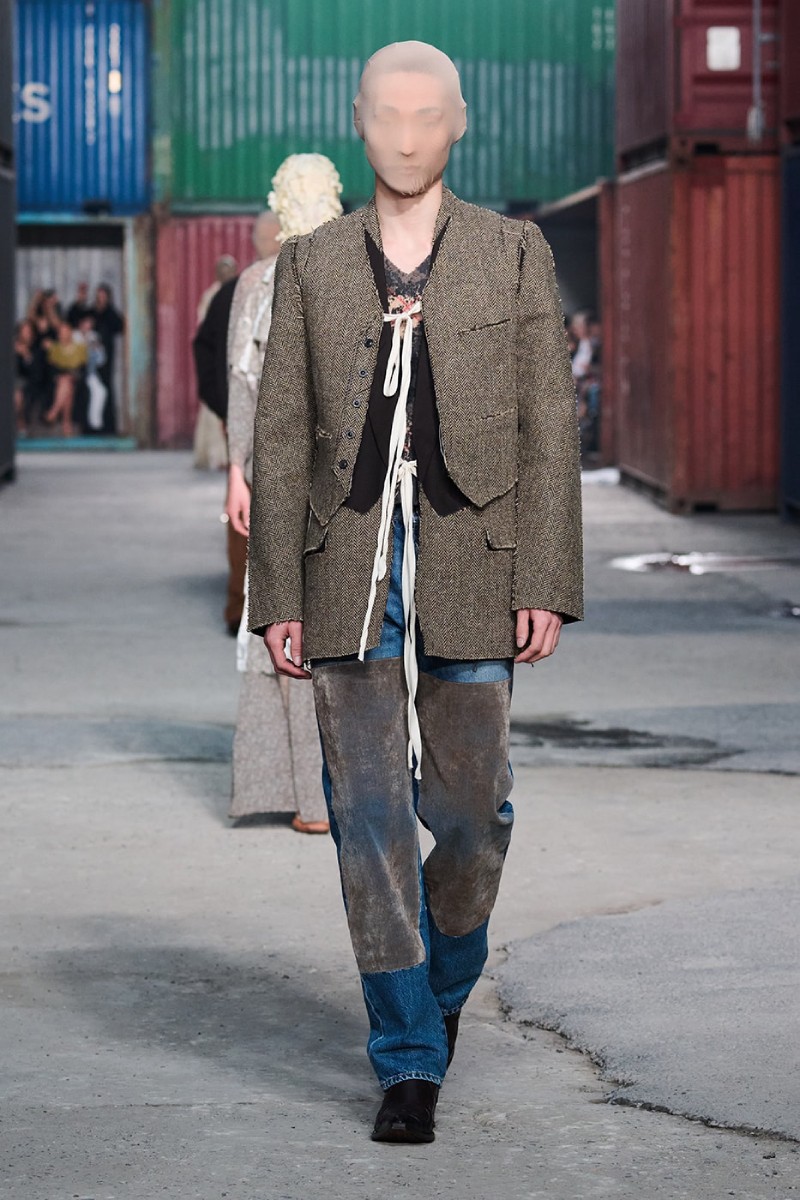 Glenn Martens continúa con su avant-garde para Margiela
