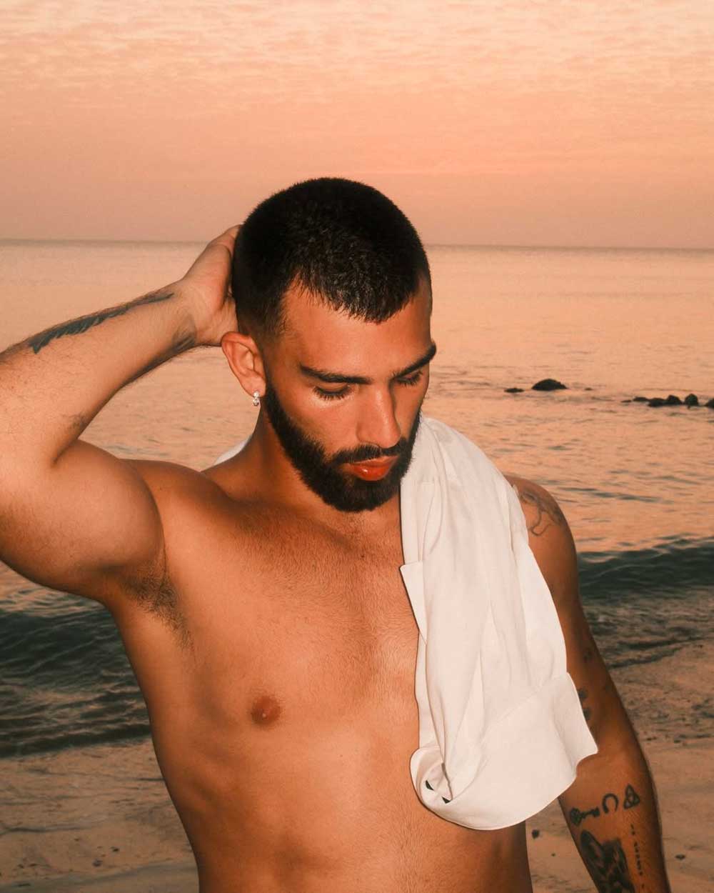 Manuel Turizo celebra a Colombia en su álbum Apambichao