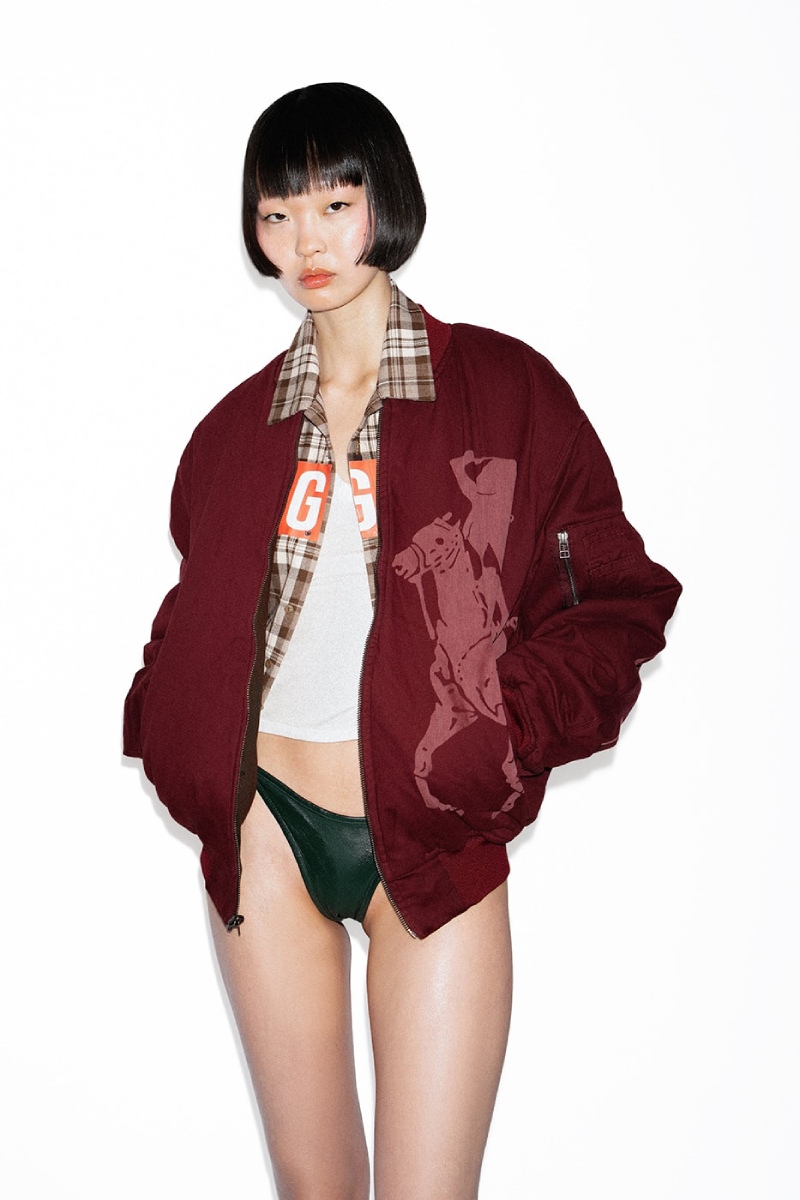 Mowalola enfrenta a Londres y a Nueva York en su nuevo drop