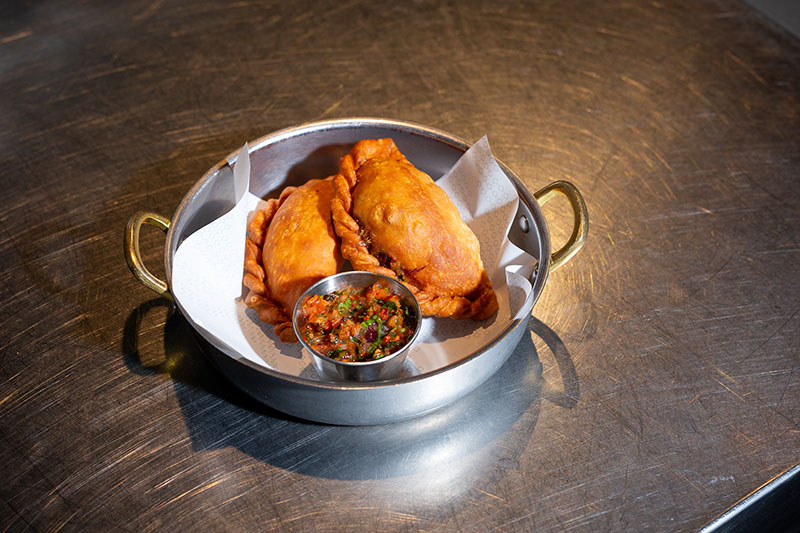 Oroya e Insurgente firman un brunch único en Madrid