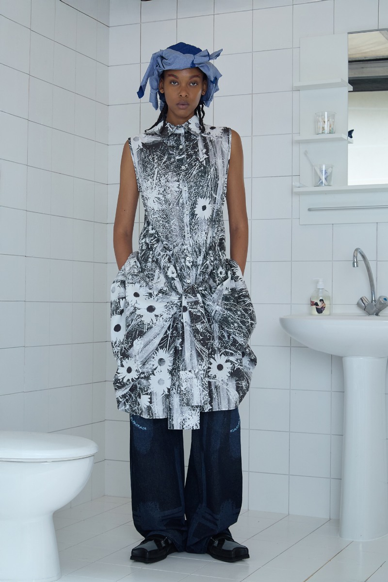 Paula Cánovas del Vas rompe el voyeurismo con moda visible