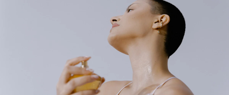 El olor gourmand continúa, pero ahora es un aroma más sutil