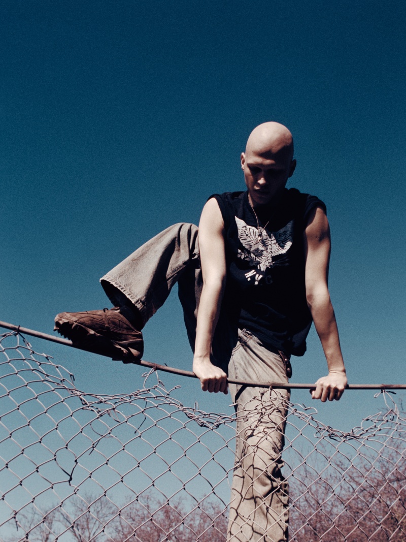 Puma y No Faith Studios radicalizan otra zapatilla Y2K