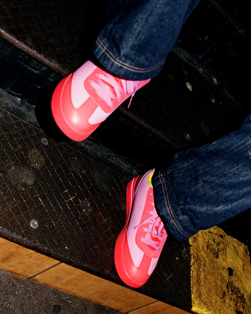 Pharrell y Reebok reviven su zapatilla skater de los 2000