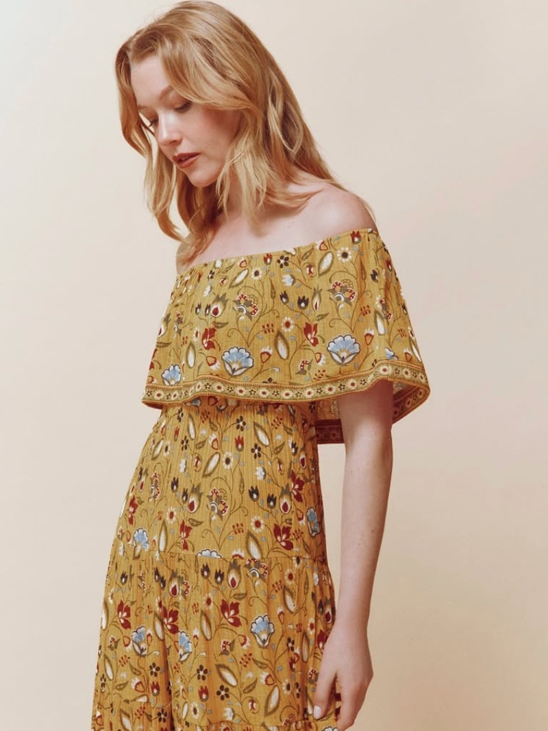 La Vecina Rubia pone su humor naíf a la moda de Springfield