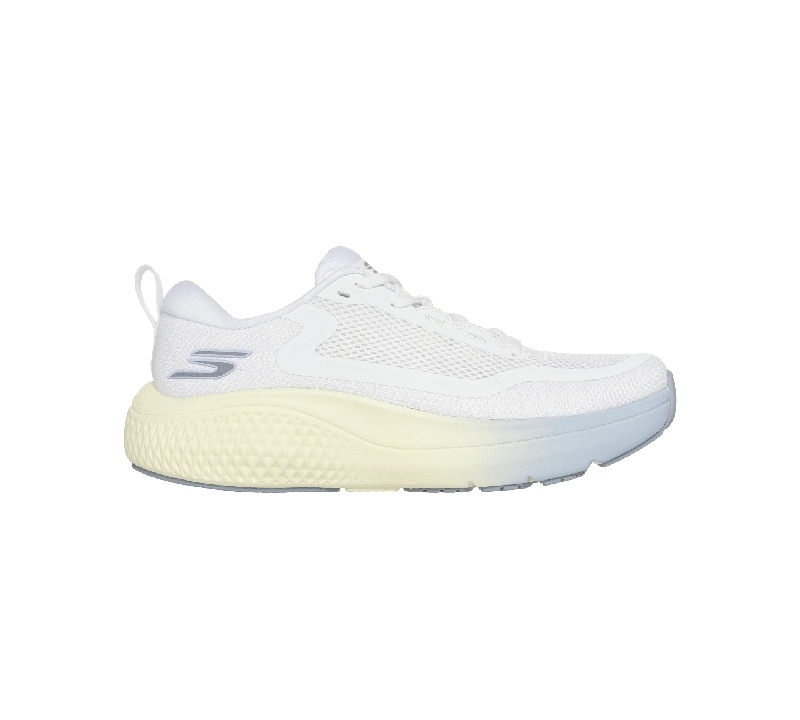 Skechers sabe cuál es la tendencia de sneakers que se lleva