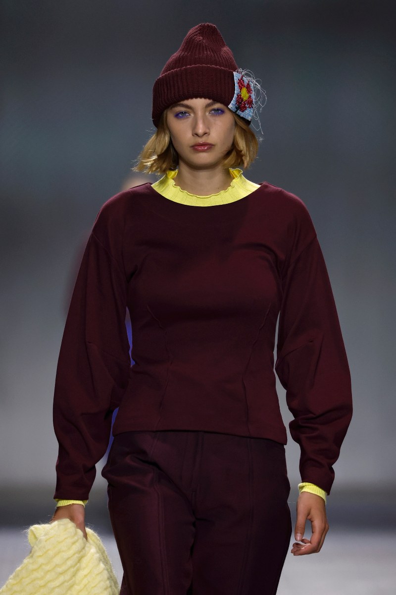 SKFK en 080 Barcelona Fashion trenza diseño artesanal