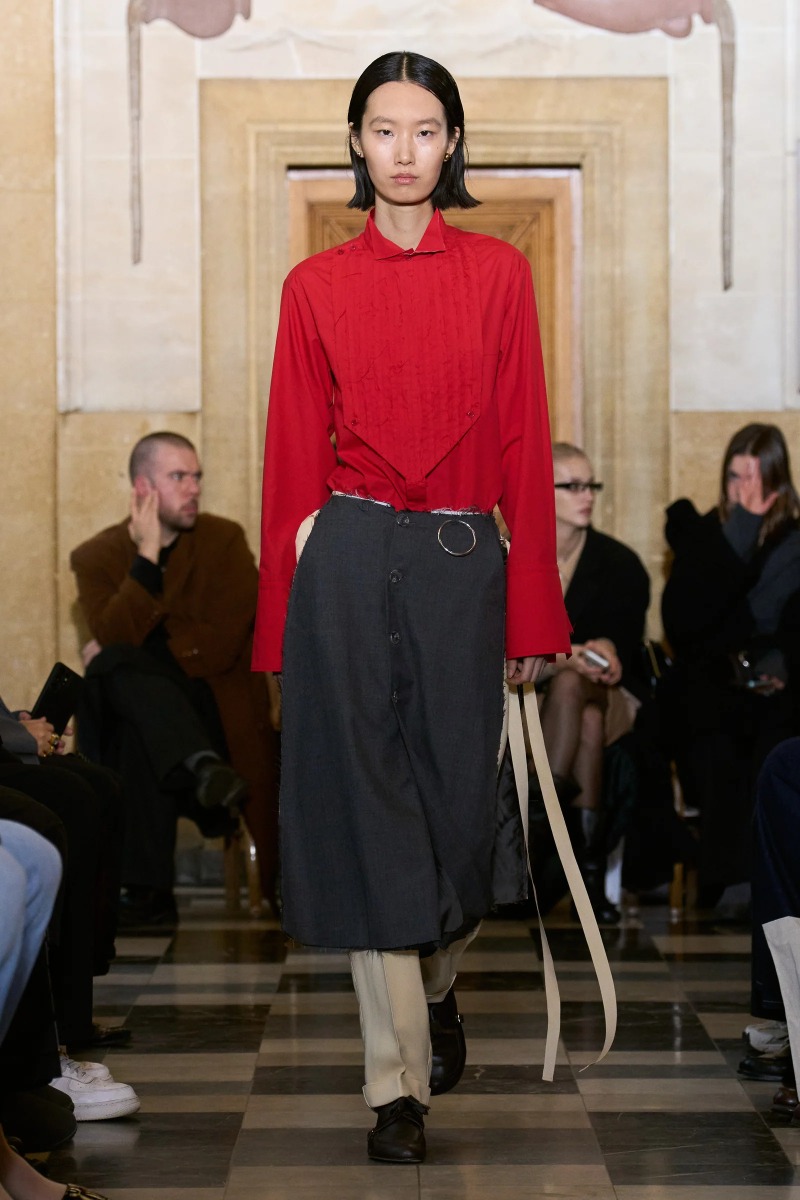 Sonia Carrasco redefine la sastrería emocional con rigor