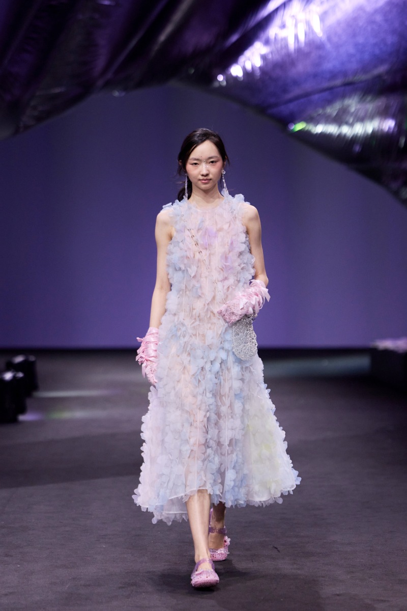 Si te gusta lo etéreo y romántico, necesitas a Susan Fang